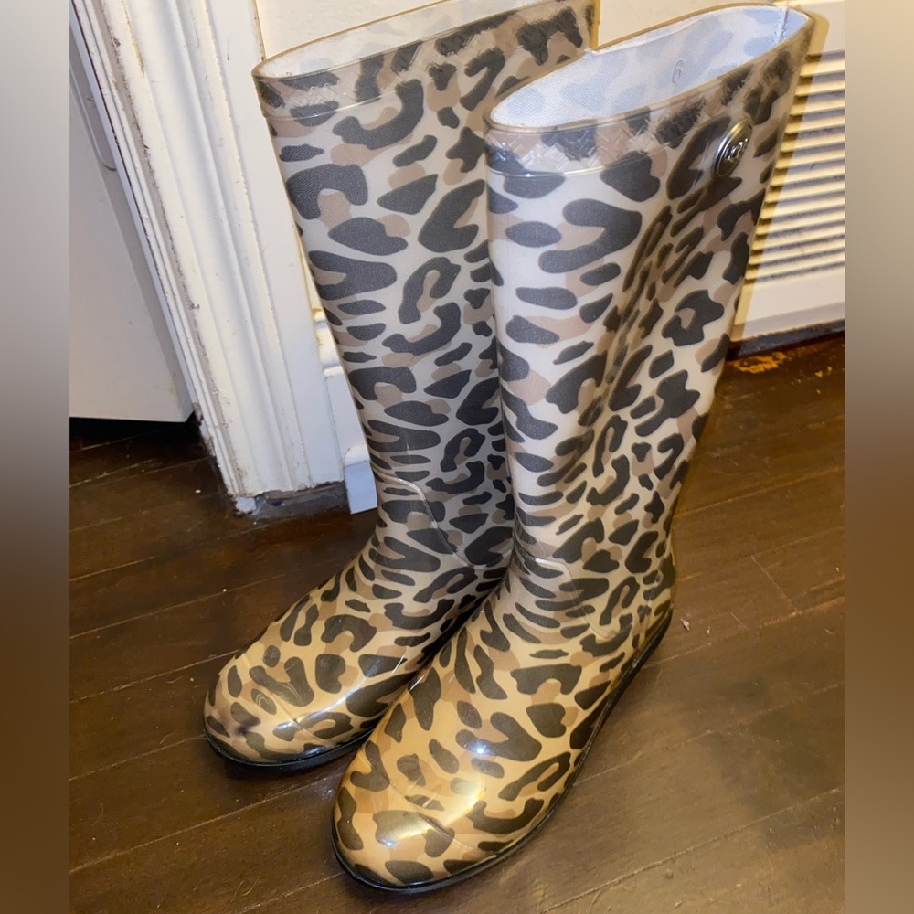 UGG leopard print rain boots